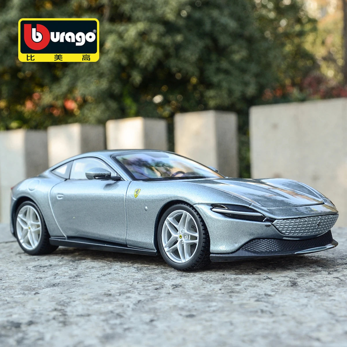 Bburago 1:24 Ferrari Roma Grey Sports Car Static Die Cast Vehicles Đồ chơi mô hình xe hơi sưu tập