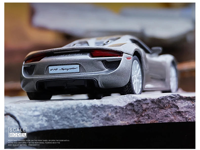 1:36 Porsche 918 Sports Car Diecast Alloy Model Toy Vehicle Metal Toy Car Model High Simulation Collection