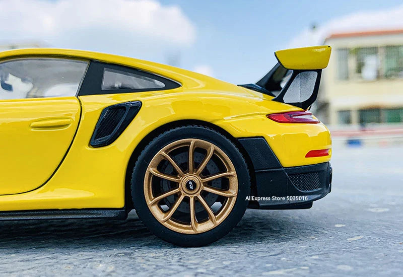 Maisto 1:24 Porsche 911 GT2 RS mô phỏng xe hợp kim mô hình thủ công trang trí bộ sưu tập đồ chơi công cụ quà tặng