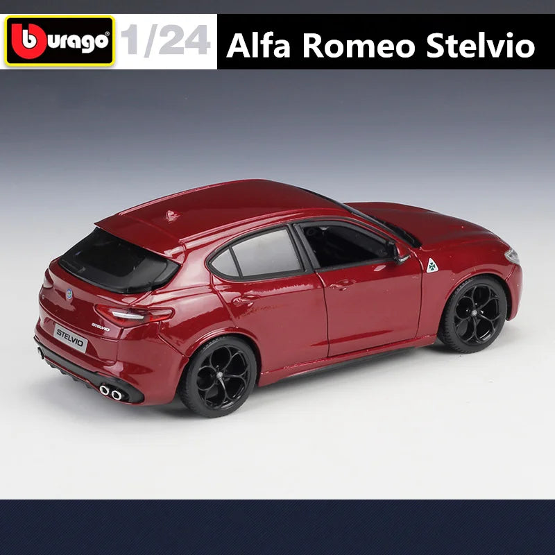 Bburago 1:24 Alfa Romeo Stelvio SUV Diecast Alloy Car Model Metal Toy Car Simulation Model