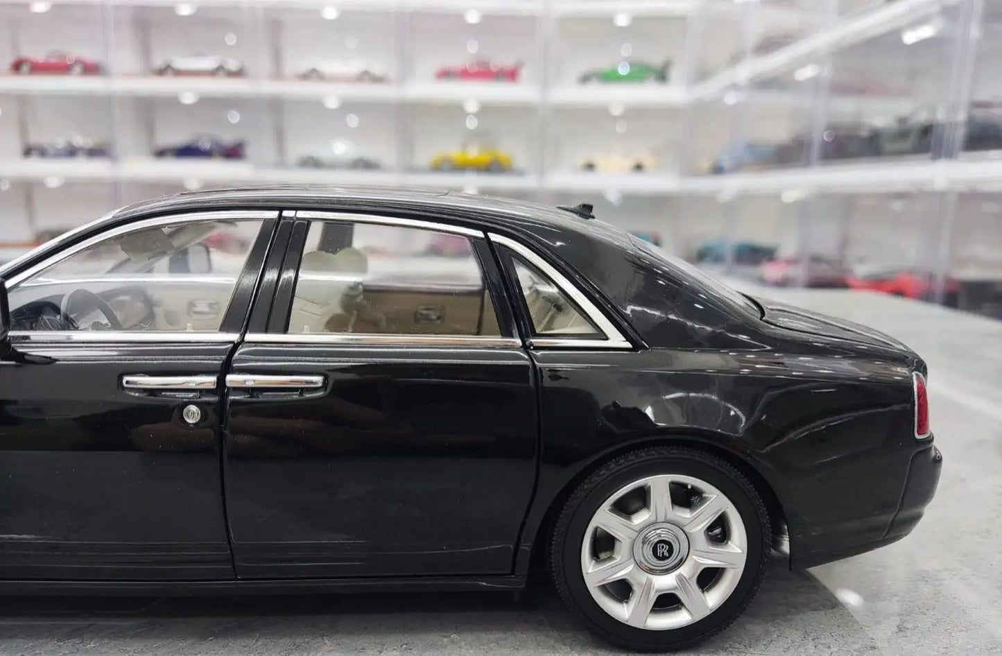 Mô hình xe mô phỏng Rolls-Royce Ghost 1:18 bằng hợp kim, mô hình xe mô phỏng thu nhỏ, đồ trang trí cho người lớn, đồ chơi cho bé trai, quà tặng cho trẻ em