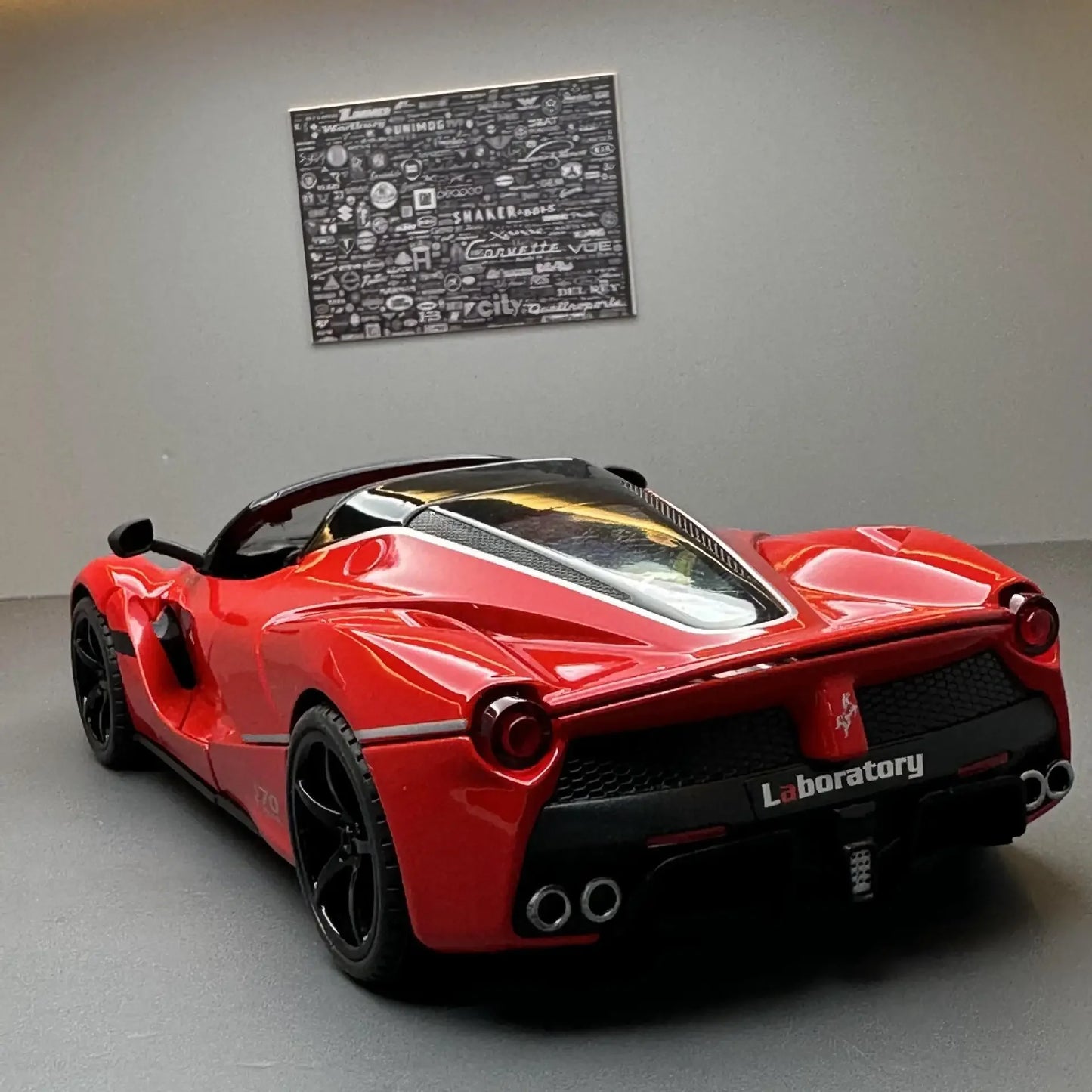 Đồ chơi mô hình xe đua hợp kim Ferrari Laferrari mui trần bằng kim loại Diecast mô phỏng xe hơi