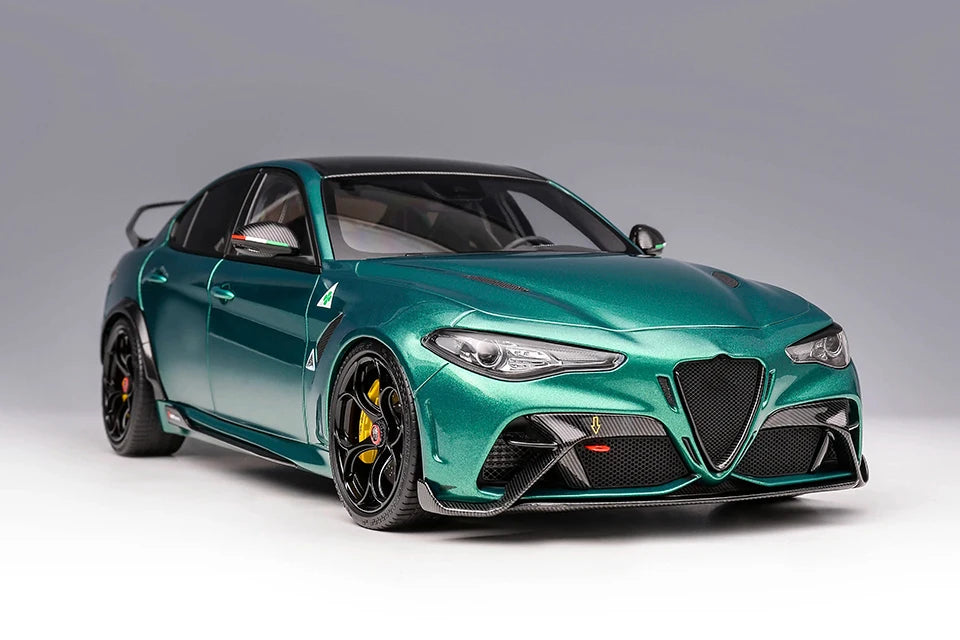 Mô hình xe ô tô hợp kim hoàn toàn mở MOTORHELIX Alfa Romeo Giulia GTAm tỷ lệ 1/18