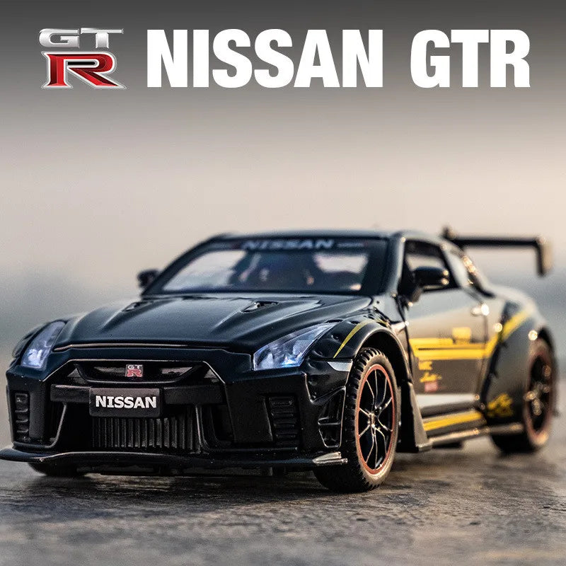 Nissan GTR R35 Alloy Supercar Toy Car Model Car Metal Collection Sound and Light Toys