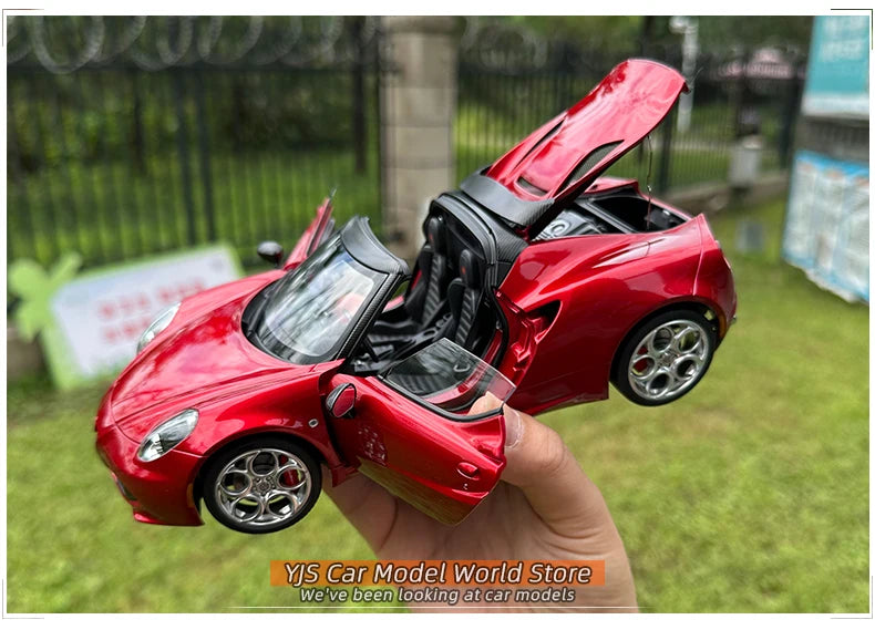 AUTOART AA 1:18 Alfa Romeo 4c Sports Car Model Alloy Collection