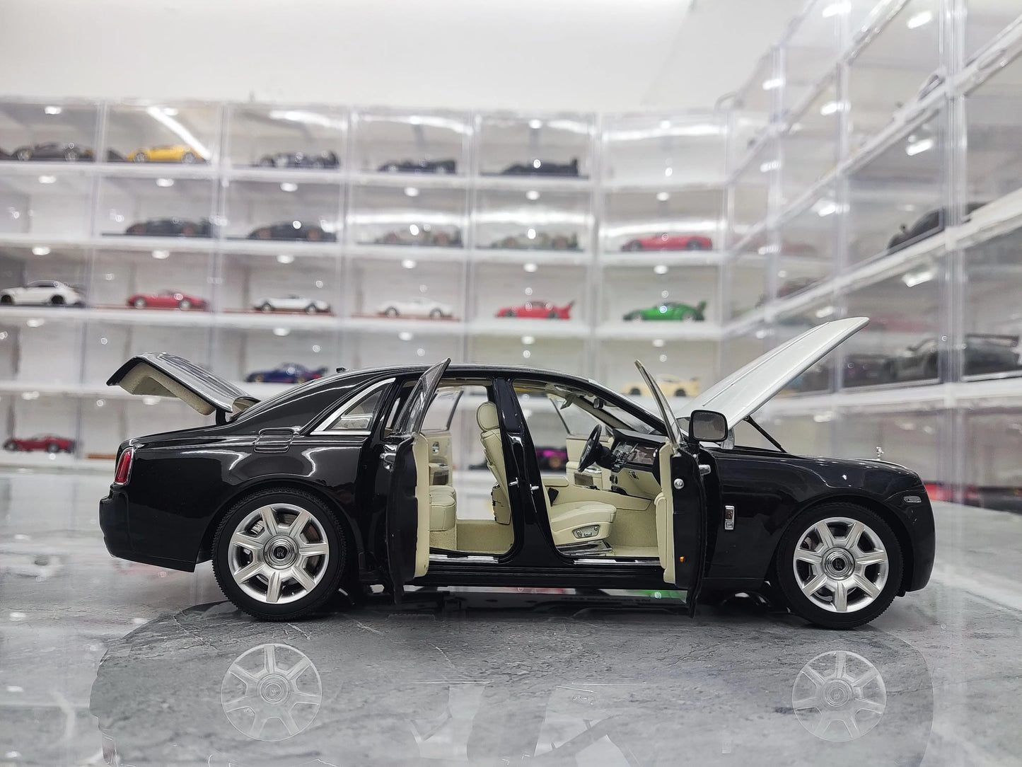 Mô hình xe mô phỏng Rolls-Royce Ghost 1:18 bằng hợp kim, mô hình xe mô phỏng thu nhỏ, đồ trang trí cho người lớn, đồ chơi cho bé trai, quà tặng cho trẻ em