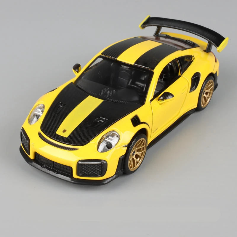 1:32 Porsche 911 GT2 RS Diecasts Alloy Sports Car Model Metal Racing Car Model Sound and Light Simulation