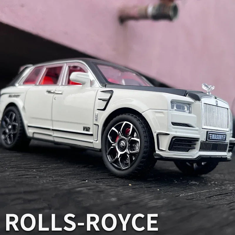 1:24 Rolls Royce SUV Cullinan Masory Alloy Luxy Car Model Diecasts Metal Toy Car Model Simulation Sound and Light Children Gift