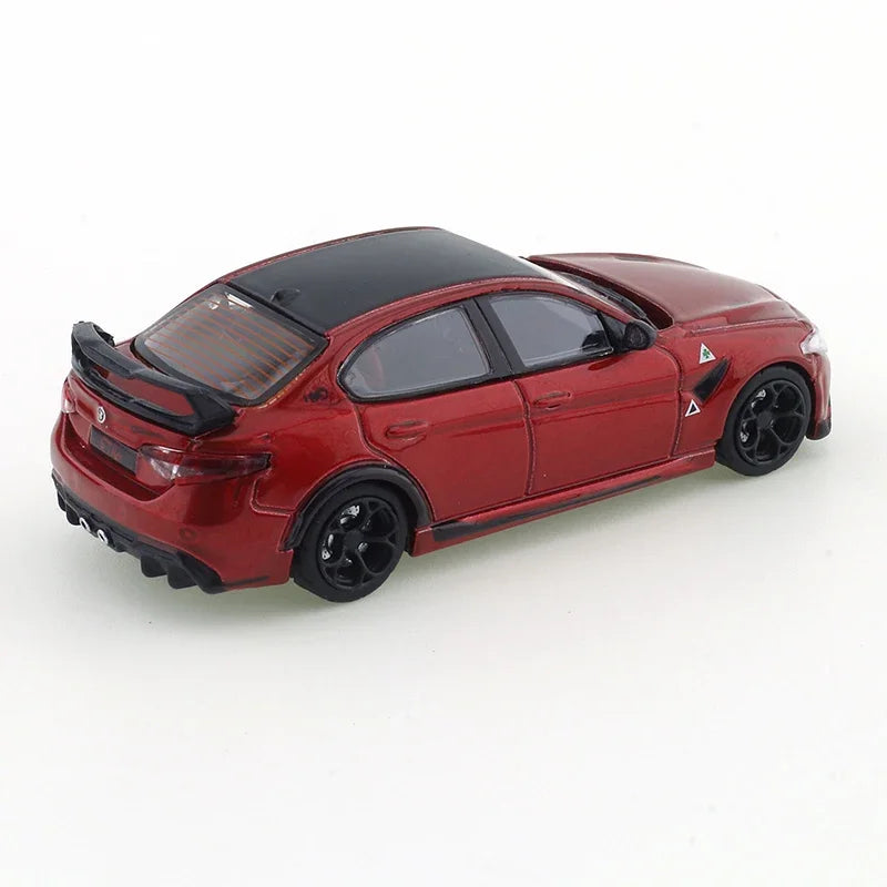 Mô hình xe hơi hợp kim DCT 1/64 Alfa Romeo Giulia Juliet GTA – Xe mô hình kim loại đúc khuôn