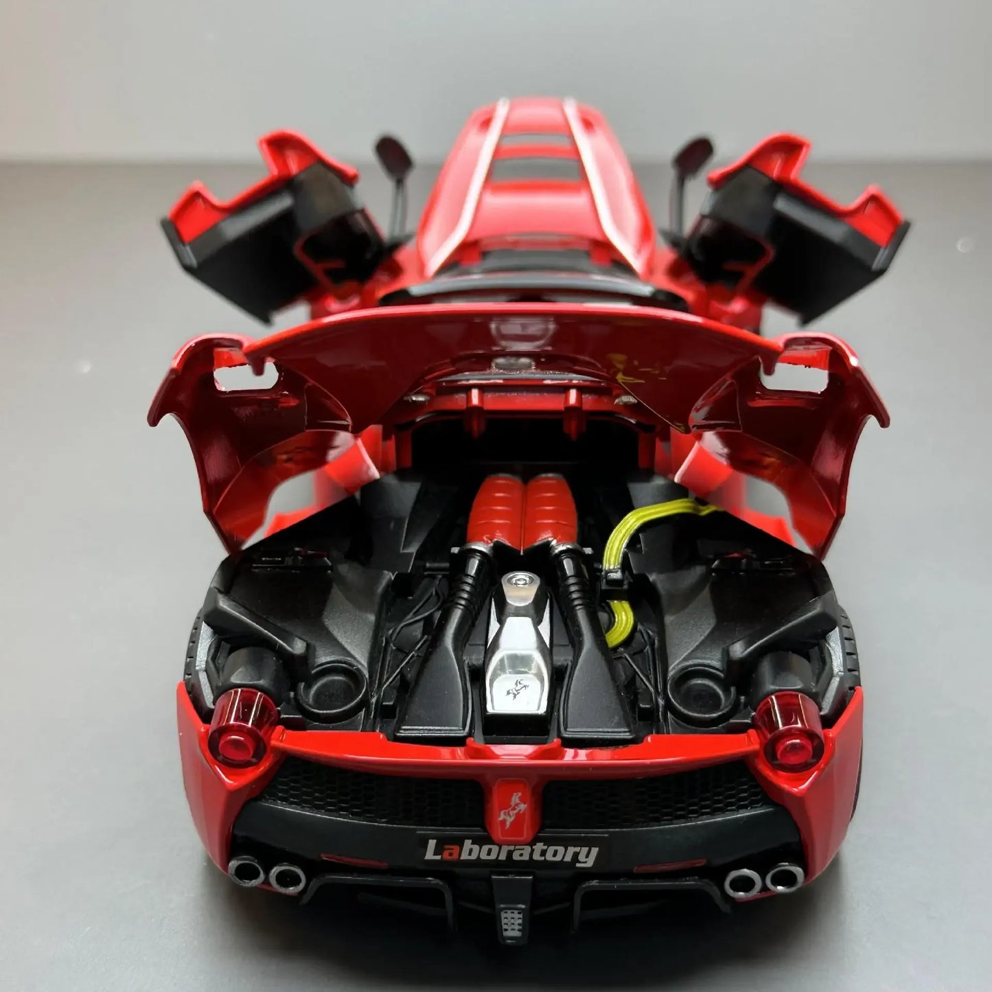 Đồ chơi mô hình xe đua hợp kim Ferrari Laferrari mui trần bằng kim loại Diecast mô phỏng xe hơi