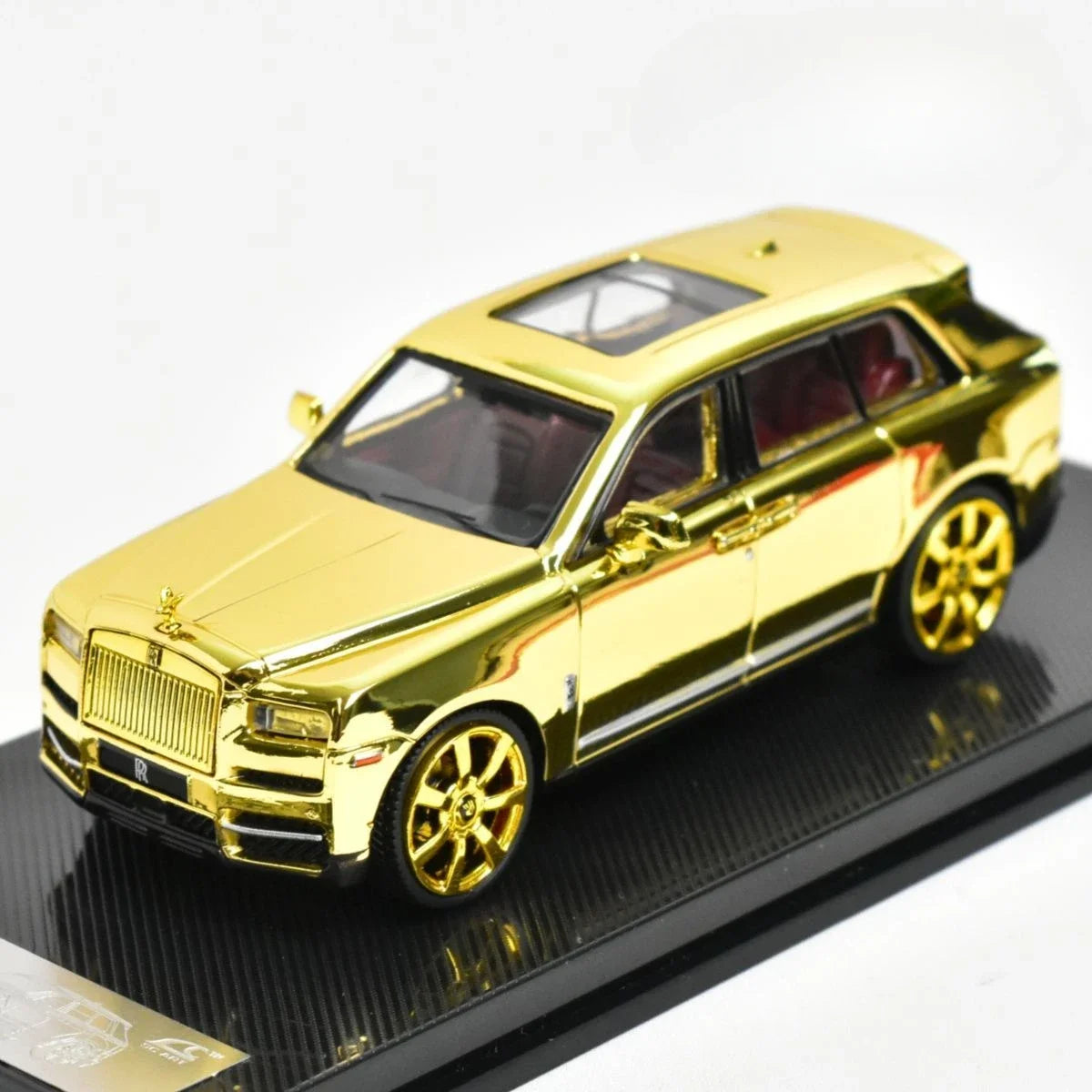 1:64 Rolls-Royce Cullinan Luxury SUV Alloy Car Model