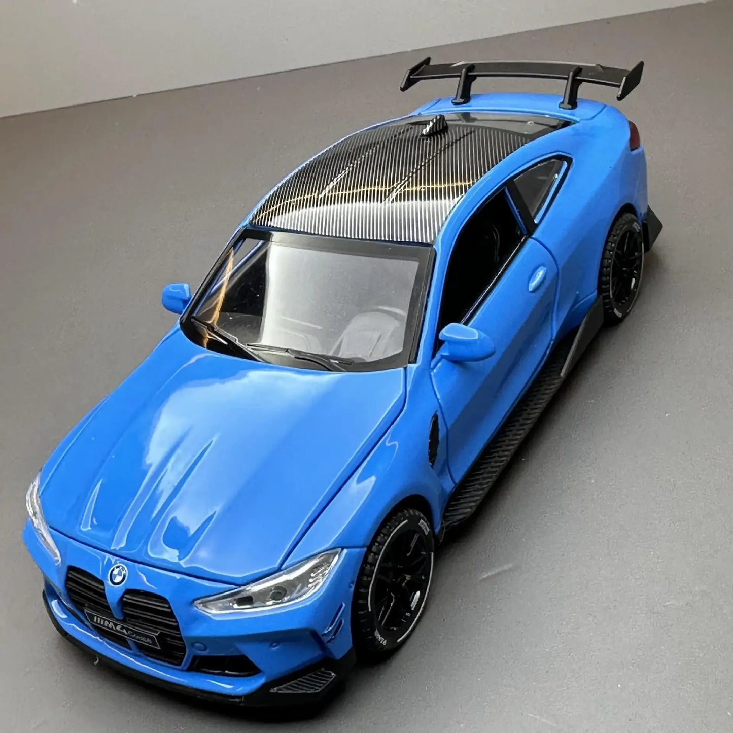 Xe thể thao BMW M4 Coupe bằng hợp kim Diecasts &amp; Đồ chơi Xe mô hình xe đồ chơi bằng kim loại Âm thanh Ánh sáng Mô phỏng