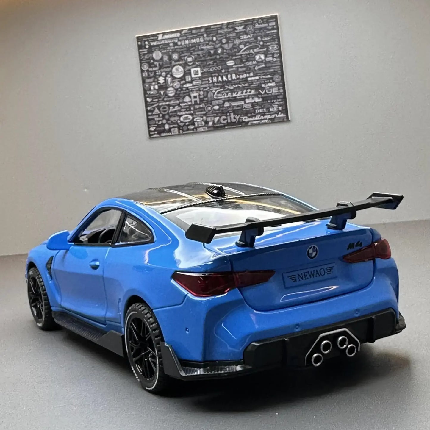 Xe thể thao BMW M4 Coupe bằng hợp kim Diecasts &amp; Đồ chơi Xe mô hình xe đồ chơi bằng kim loại Âm thanh Ánh sáng Mô phỏng