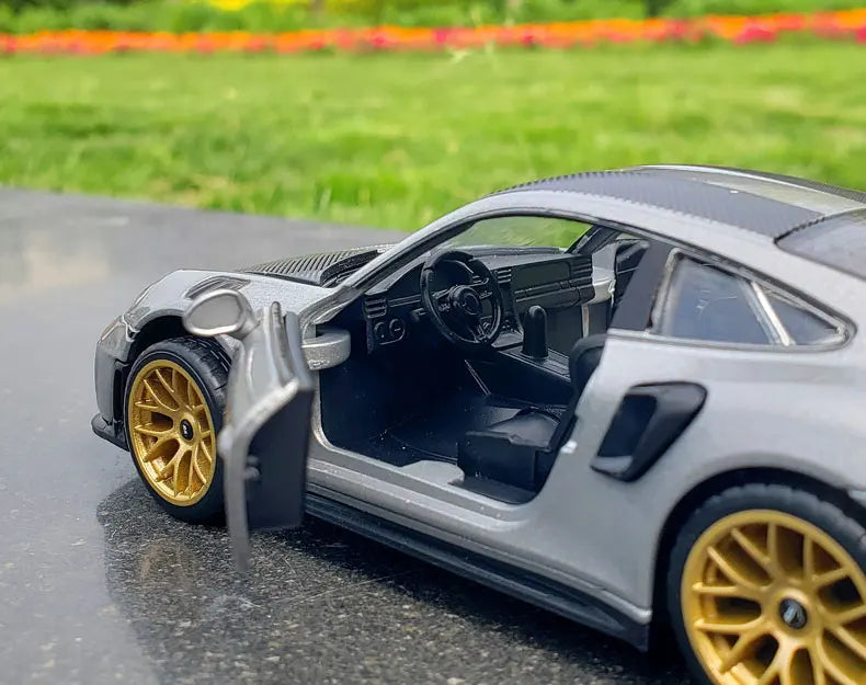 1:32 Porsche 911 GT2 RS Siêu xe Hợp kim Diecast Xe &amp; Đồ chơi Xe mô hình Âm thanh &amp; Ánh sáng