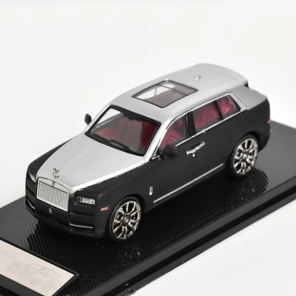 1:64 Rolls-Royce Cullinan Luxury SUV Alloy Car Model