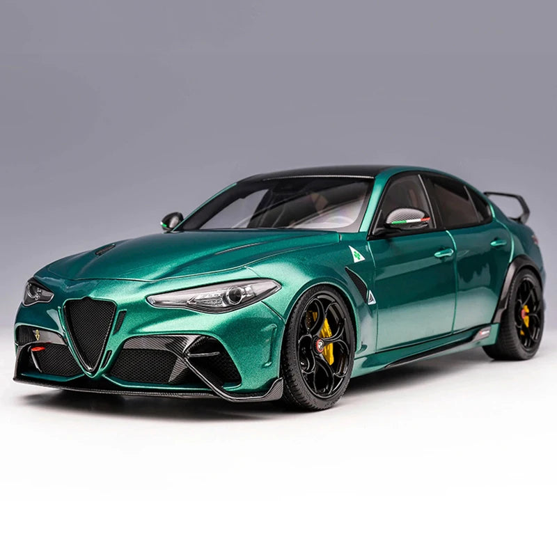 Mô hình xe ô tô hợp kim hoàn toàn mở MOTORHELIX Alfa Romeo Giulia GTAm tỷ lệ 1/18