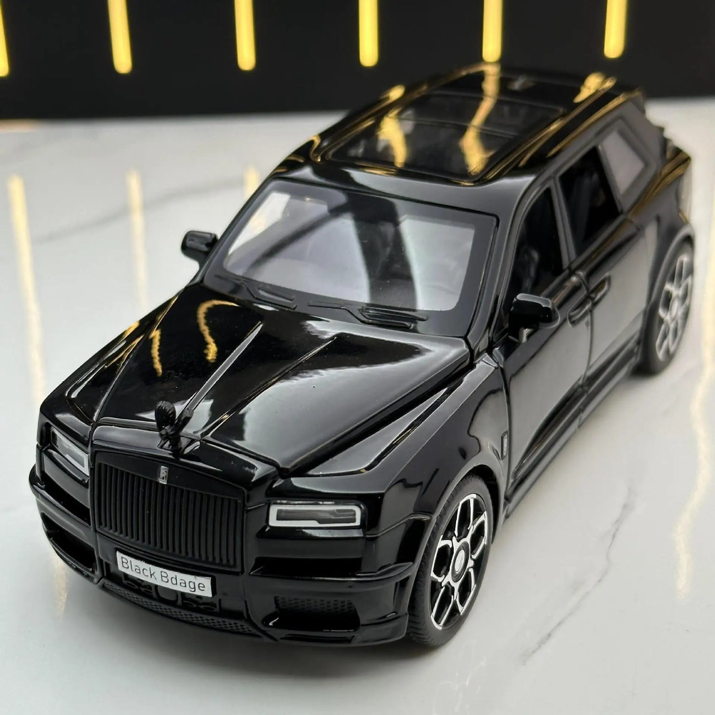 Rolls Royce Cullinan SUV hợp kim Luxy mô hình xe hơi Diecast kim loại đồ chơi xe hơi mô phỏng âm thanh và ánh sáng