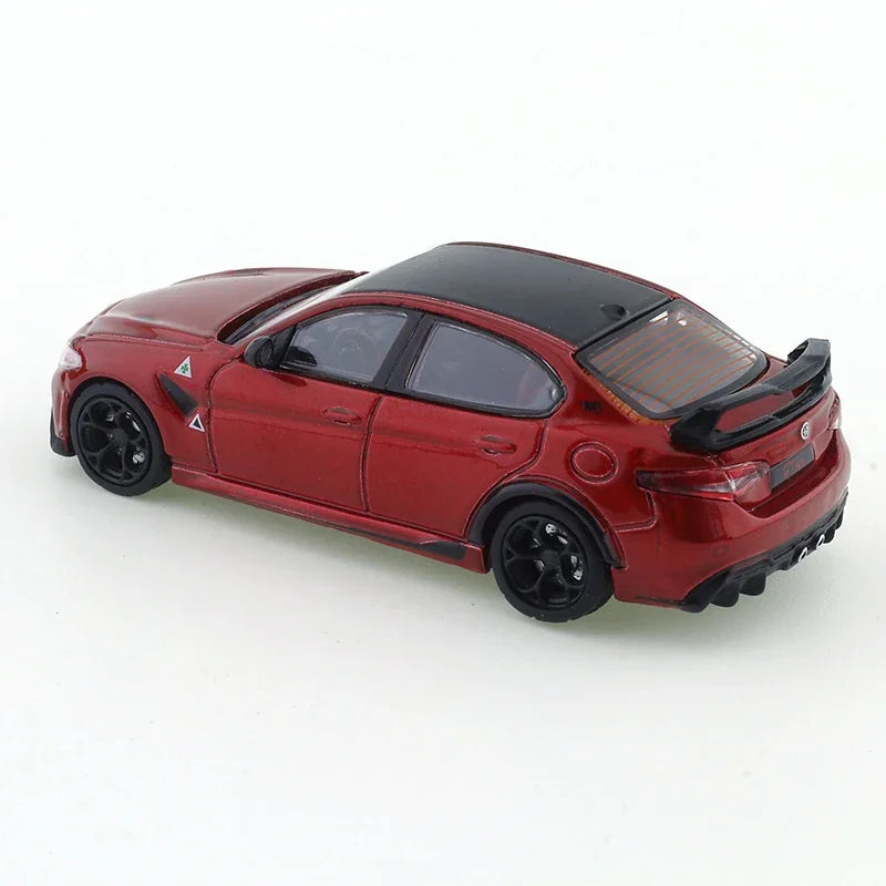 Mô hình xe hơi hợp kim DCT 1/64 Alfa Romeo Giulia Juliet GTA – Xe mô hình kim loại đúc khuôn