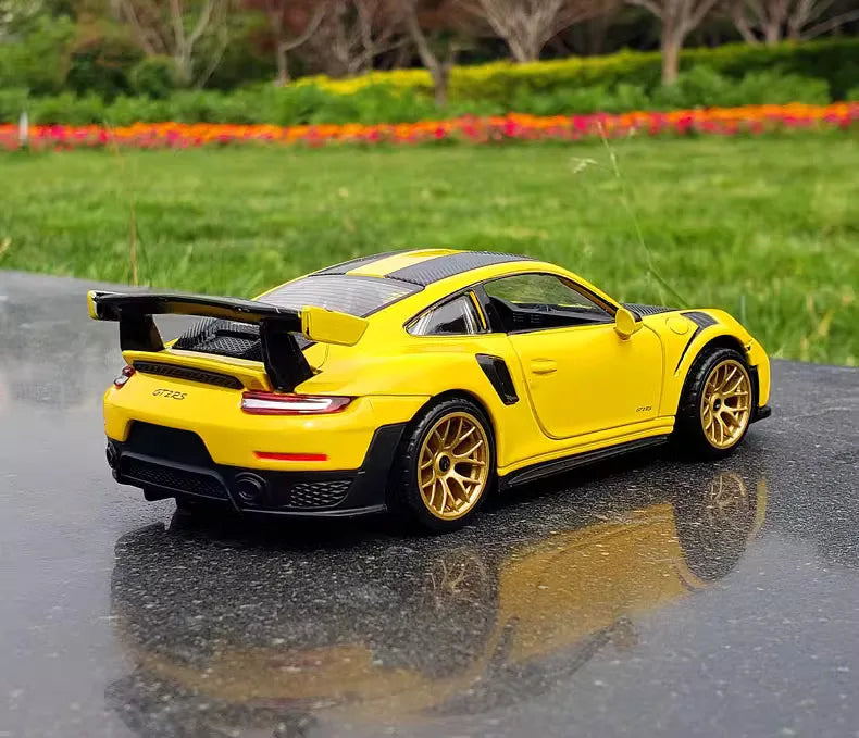 1:32 Porsche 911 GT2 RS Siêu xe Hợp kim Diecast Xe &amp; Đồ chơi Xe mô hình Âm thanh &amp; Ánh sáng