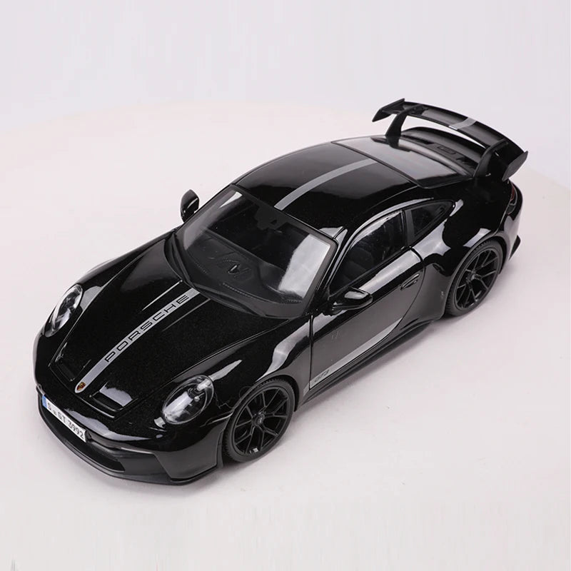 Maisto 1:18 Porsche 911 GT3 Racing Edition Die Casting Alloy Car Model Art Deco Collection Toy Tools Gift Factory