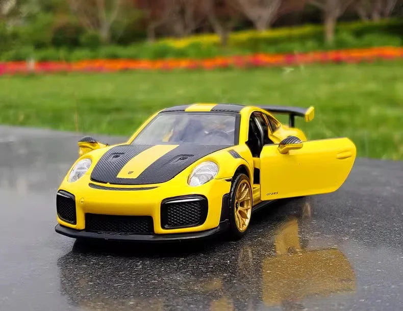 1:32 Porsche 911 GT2 RS Siêu xe Hợp kim Diecast Xe &amp; Đồ chơi Xe mô hình Âm thanh &amp; Ánh sáng