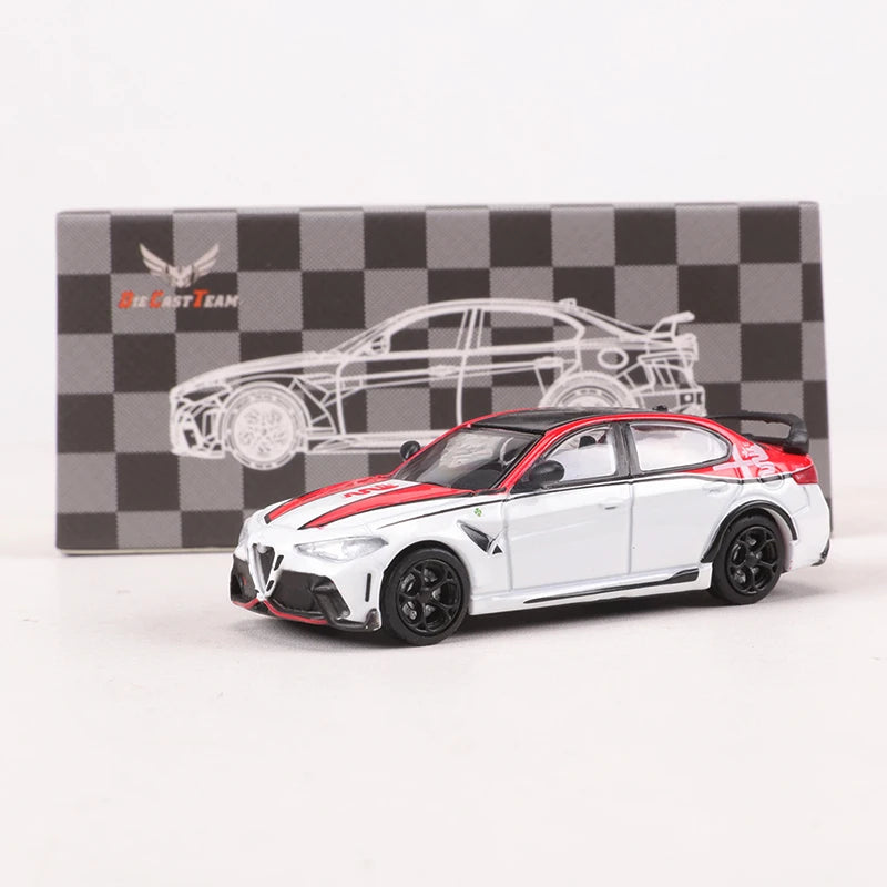 Xe mô hình hợp kim DCT 1:64 Alfa Romeo Giulia GTAm