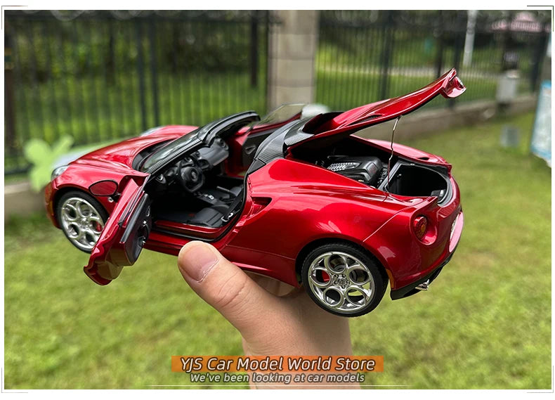 AUTOART AA 1:18 Alfa Romeo 4c Sports Car Model Alloy Collection