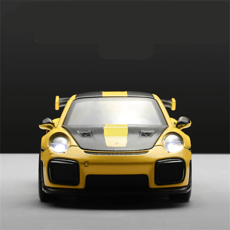 1:32 Porsche 911 GT2 RS Diecasts Alloy Sports Car Model Metal Racing Car Model Sound and Light Simulation