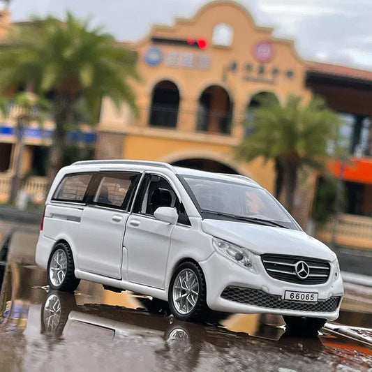 Mercedes-Benz V260 Business Nanny Car Alloy Car Model with Sound and Light Pull Back