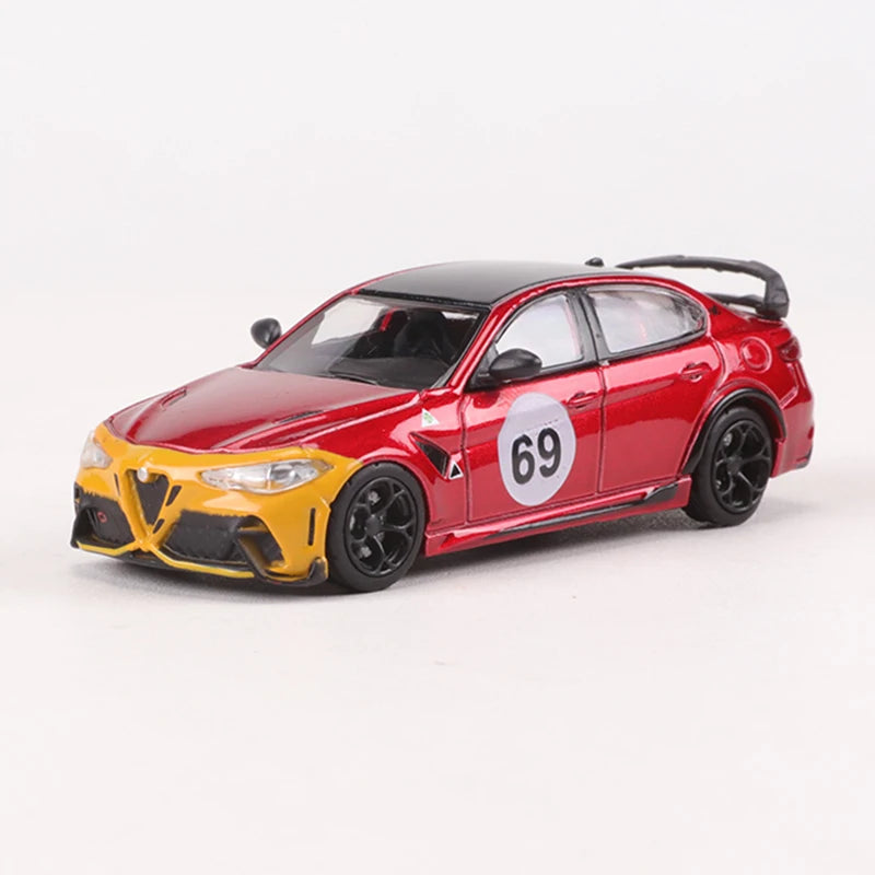 Xe mô hình hợp kim DCT 1:64 Alfa Romeo Giulia GTAm